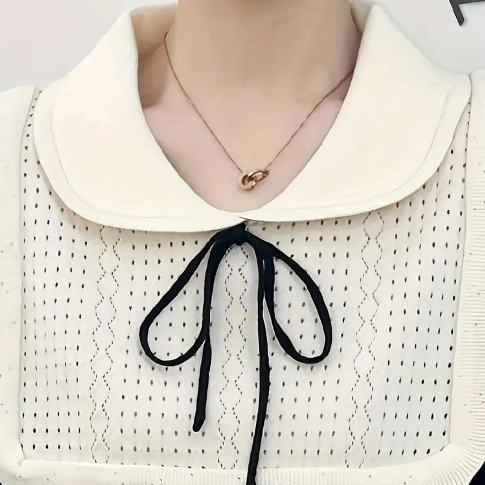 Elegant Knitted Sweater for the Modern Women